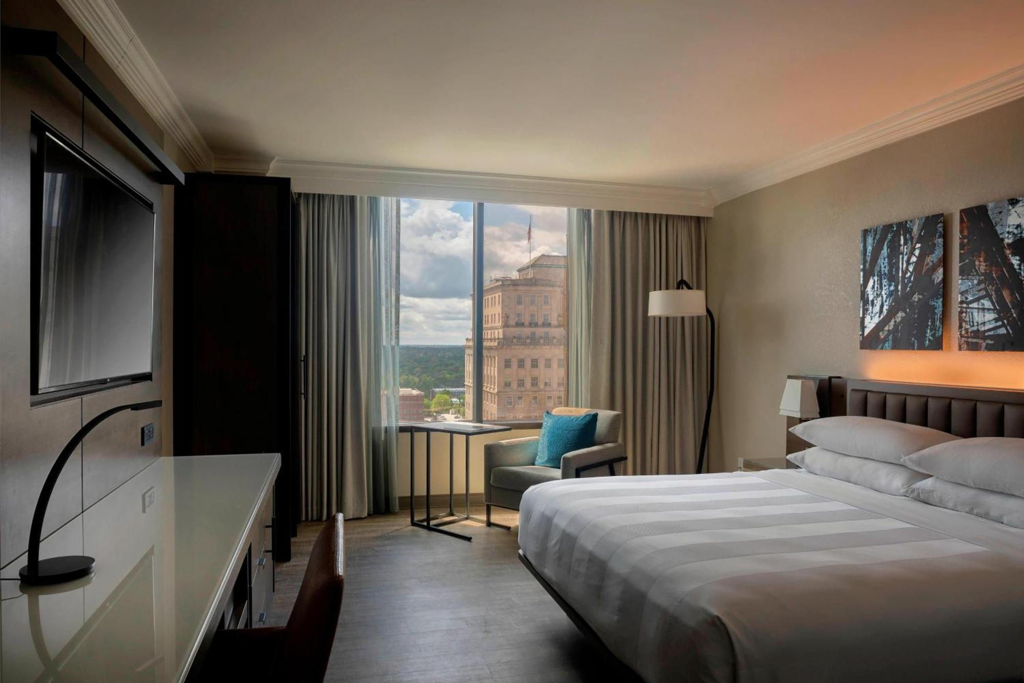 Отель Winston-Salem Marriott Экстерьер фото