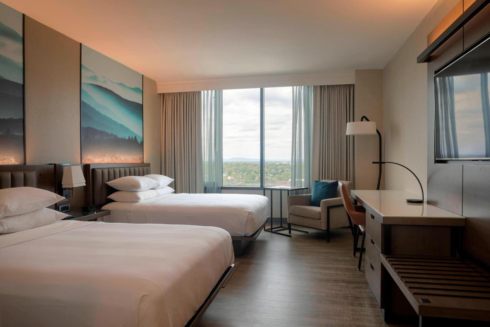 Отель Winston-Salem Marriott Экстерьер фото