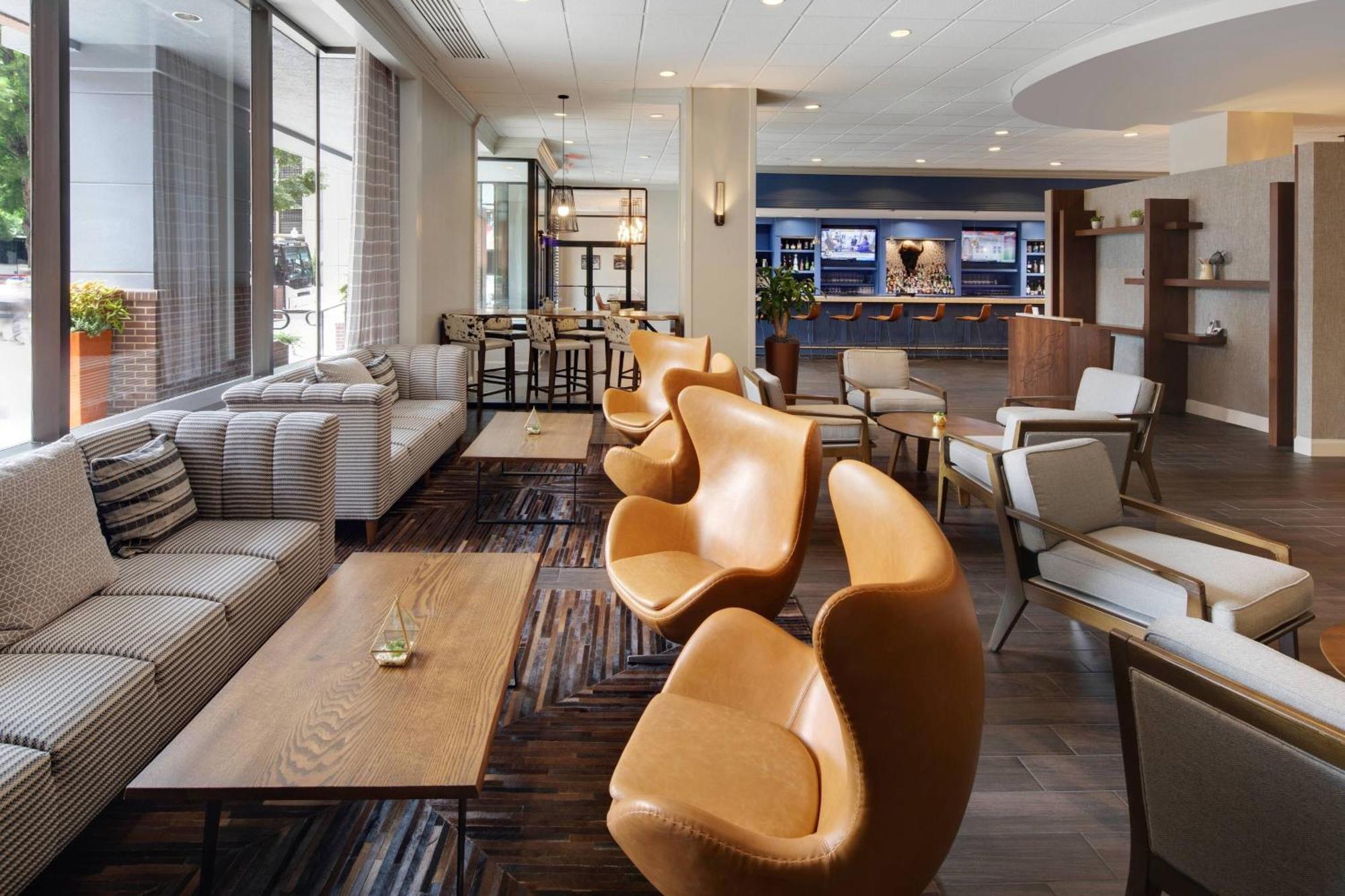 Отель Winston-Salem Marriott Экстерьер фото