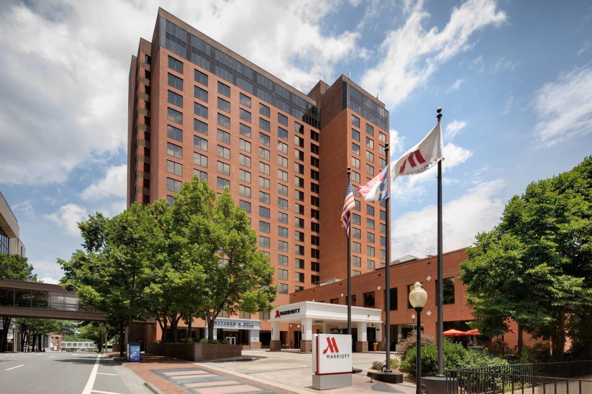 Отель Winston-Salem Marriott Экстерьер фото
