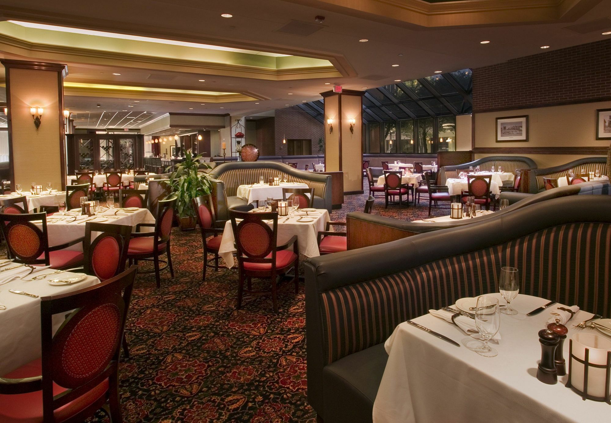 Отель Winston-Salem Marriott Экстерьер фото