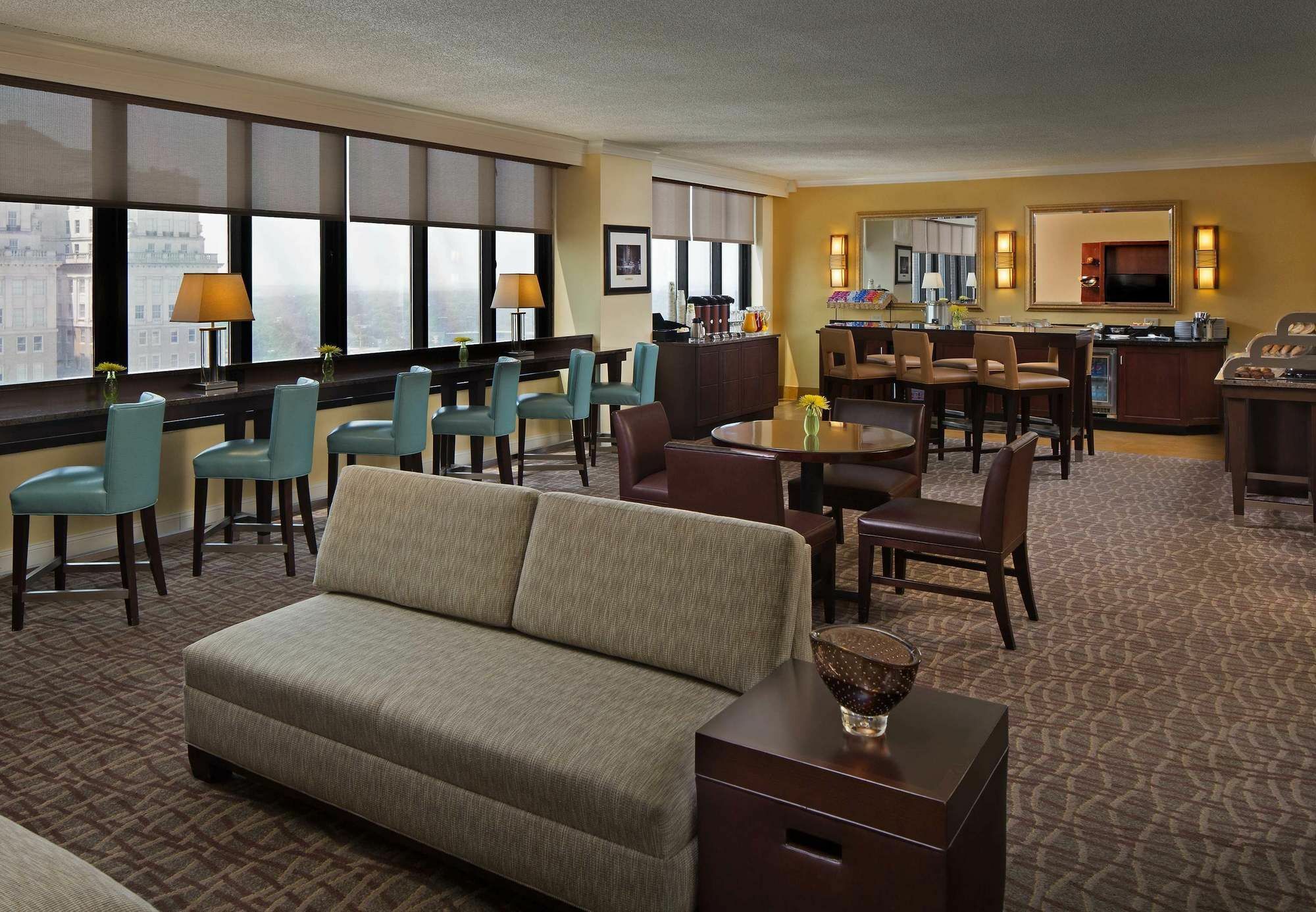 Отель Winston-Salem Marriott Экстерьер фото