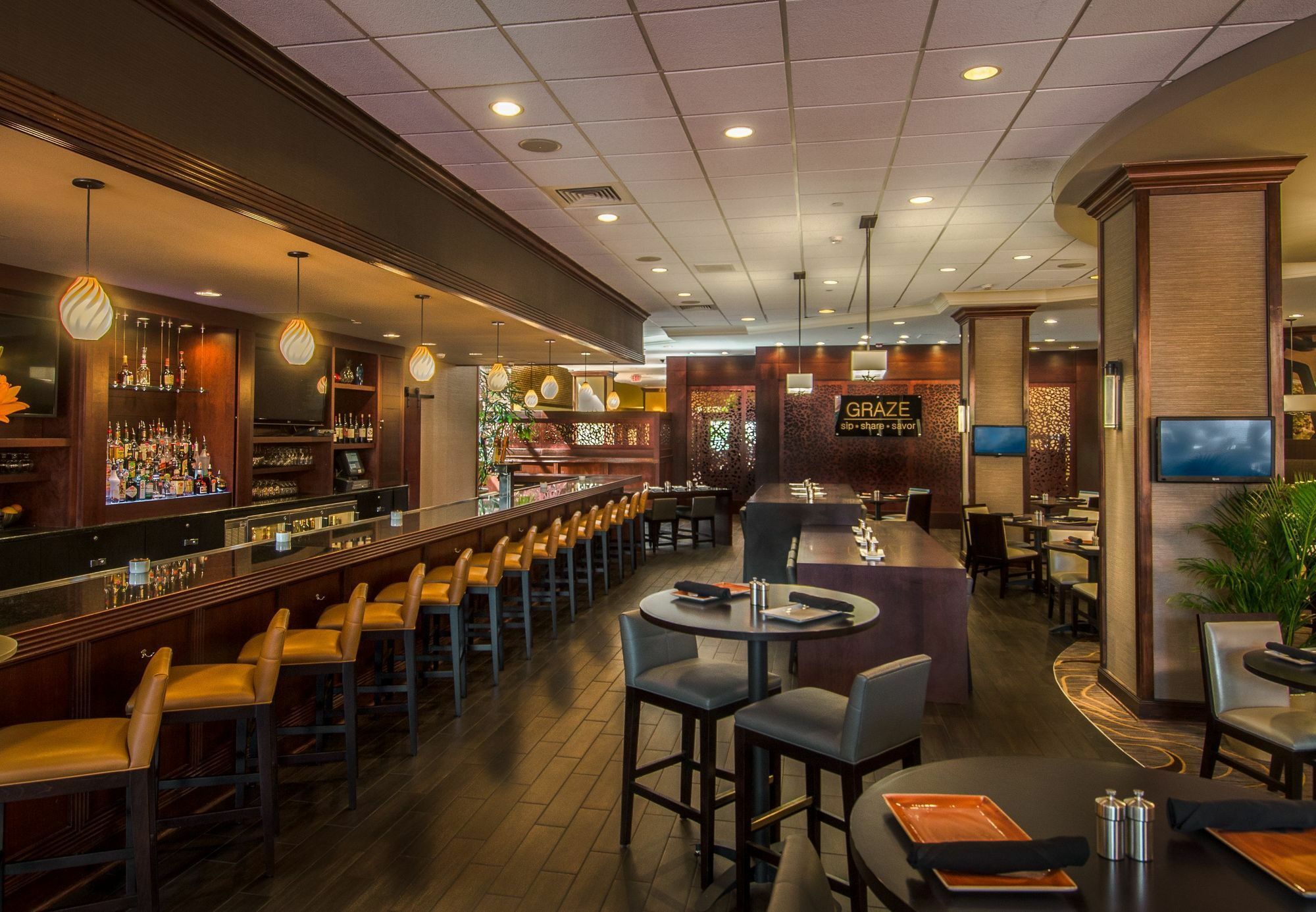 Отель Winston-Salem Marriott Экстерьер фото
