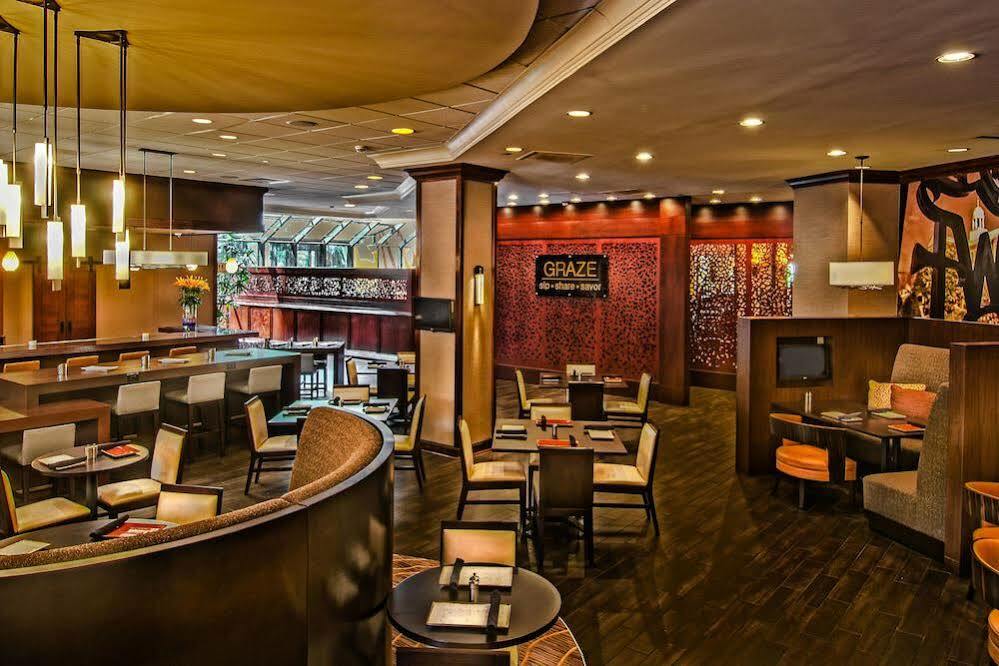 Отель Winston-Salem Marriott Экстерьер фото